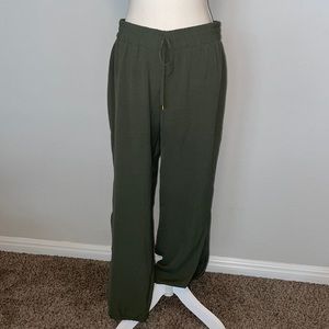 NYCC New York Clothing Co Green Woman’s Pants